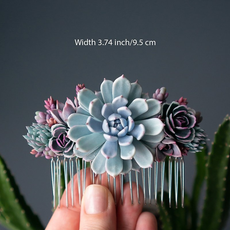 Wedding hair comb with Echeveria cuspidata gemulla Fly Bunny Studio 04
