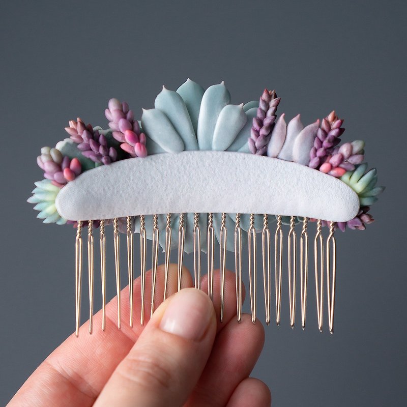 Wedding hair comb with Echeveria cuspidata gemulla Fly Bunny Studio 06