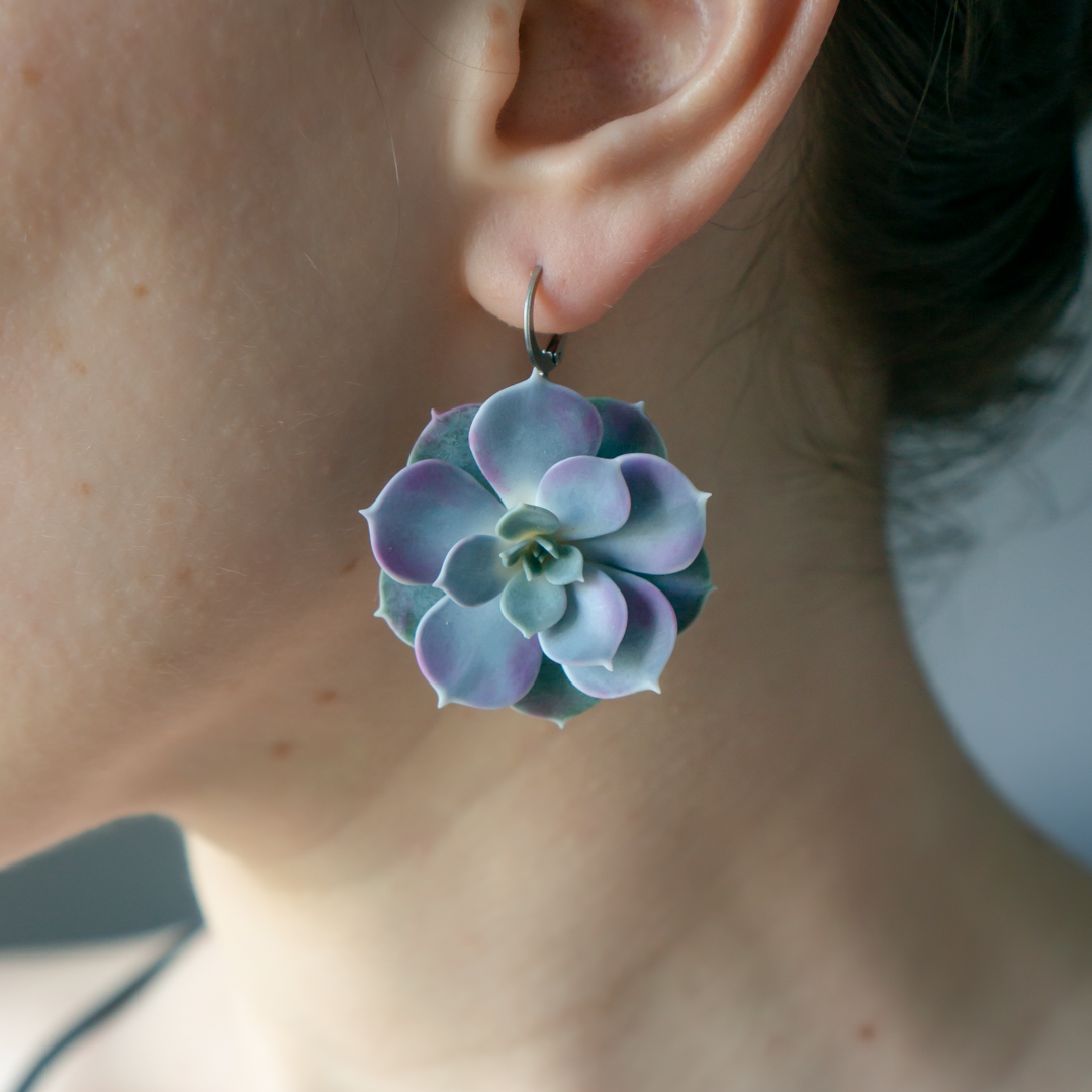 1_wooden_hairpin_with_polymer_clay_echeveria_pvn