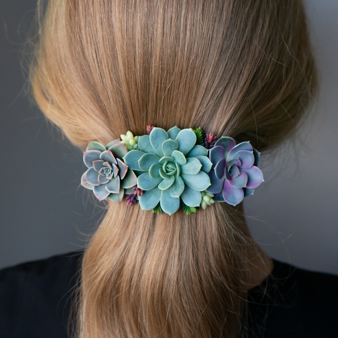 1_hair_barrette_with_polymer_clay_succulents_flybunnystudio