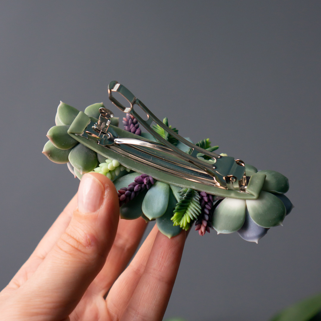 4_hair_barrette_with_polymer_clay_succulents_flybunnystudio