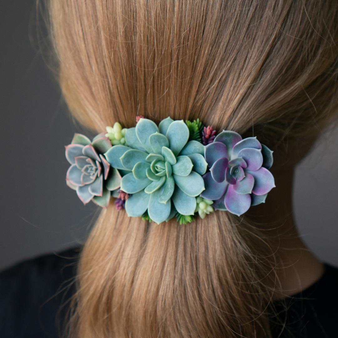 8_hair_barrette_with_polymer_clay_succulents_flybunnystudio