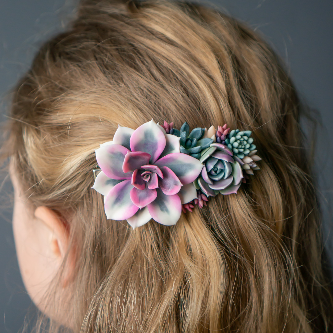 1_handcrafted_succulent_hairclip_with_echeveria_rainbow